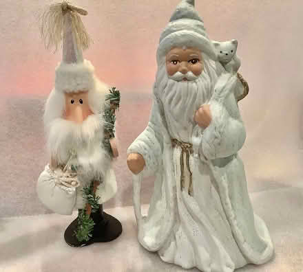 Photo of free Santa Claus Figurines (Palos Park) #3