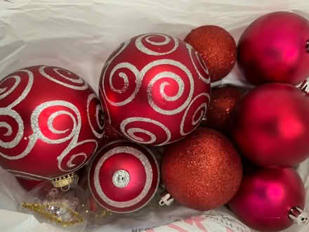 Photo of free some plastic ornaments (Lawrence/ El Camino Real) #1