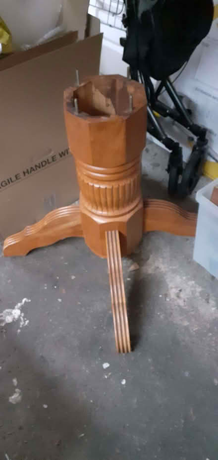 Photo of free Dining room table (Parson's Heath CO4) #2