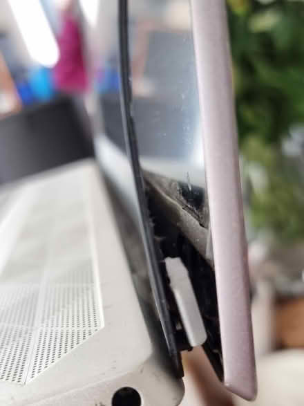 Photo of free Old Laptop (Faulty Hinge) (Romford, RM7) #3
