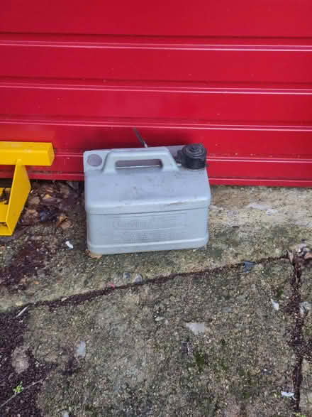 Photo of free 5l fuel can #2 (Hampton) #1