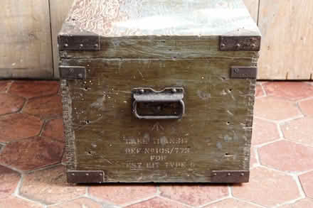 Photo of Old/rusty box, chest o crate (Littlemore OX4) #1