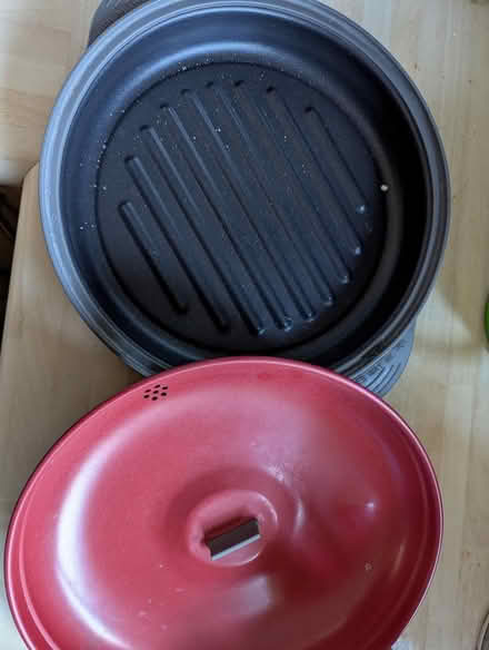 Photo of free microwave cooking pan (BD16 cottingley) #2