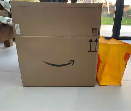 Photo of free Very large strong cardboard box (bexleyheath DA7) #2