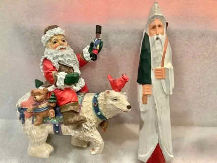 Photo of free Santa Claus Figurines (Palos Park) #2