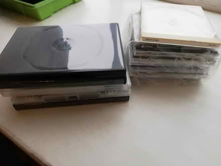 Photo of free CD & DVD boxes (Bradleys Both BD20) #1