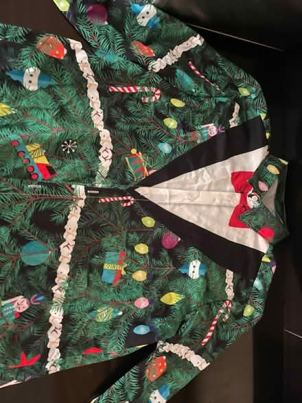 Photo of free Christmas shirt, men’s medium (Sherwood NG5) #1
