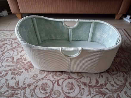 Photo of free Lloyd Loom crib (Cogges OX28) #4