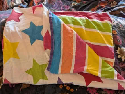 Photo of free Single duvet cover (Fry’s Hill OX4) #1