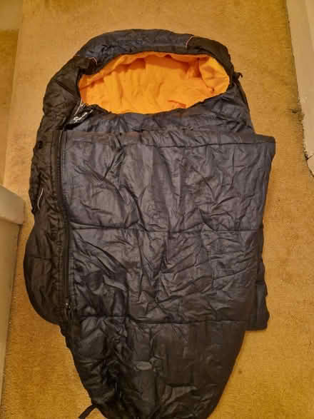 Photo of free 2 season sleeping bag (CR4) #3