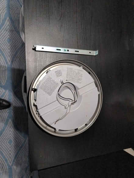 Photo of free Light fixture (Brentwood) #2