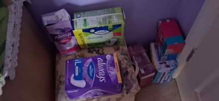 Photo of free sanitary towels not used mixture various one and names (Wigmore LU2) #2