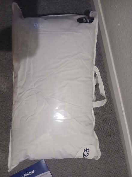 Photo of free brand new pillows (RG6 Lower Earley) #1