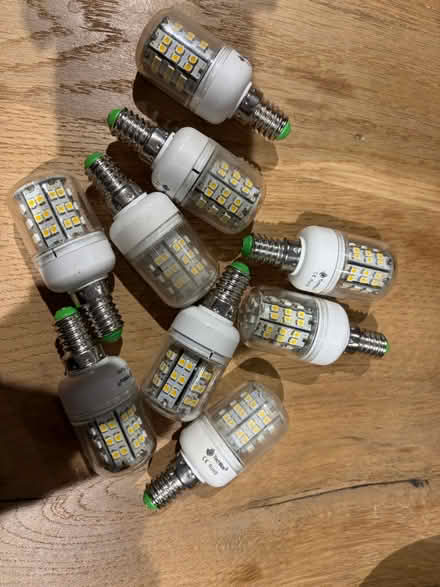 Photo of free LED Light bulbs (Droitwich WR9) #1