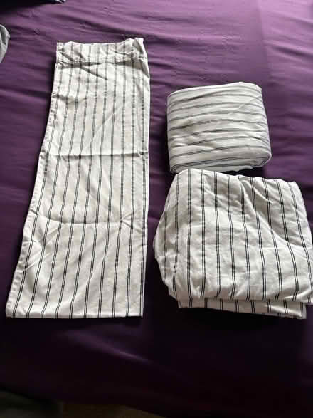 Photo of free Twin-size sheet set (Tenleytown DC) #1