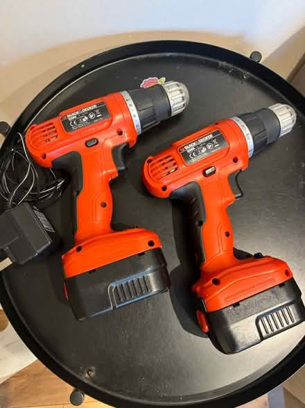 Photo of free X2 faulty screwdrivers (Brentford) #1