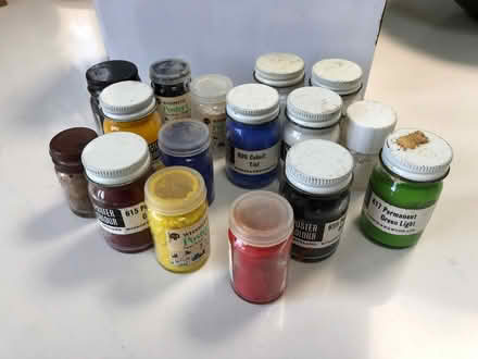 Photo of free Old Poster Paints (Steventon SY8) #1