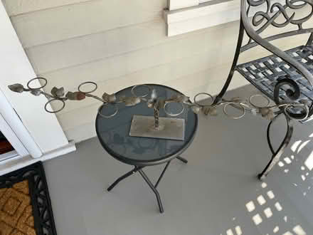 Photo of free Long, low decorative holder (Downtown Mountain View) #1