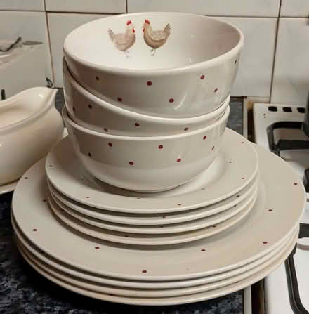 Photo of free Dinner set (The Highlands TN39) #1