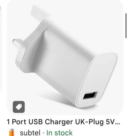 Photo of UCB chargers/adapters (Preston Park) #2