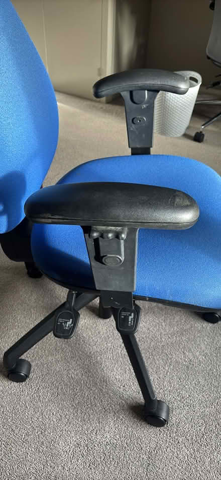 Photo of free Blue office chair (Cobham, KT11) #1