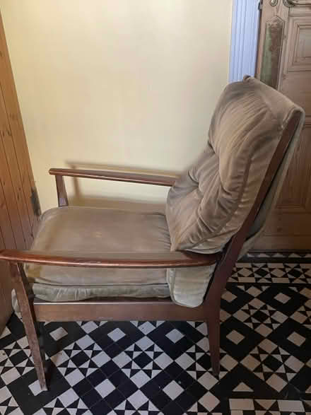 Photo of free G plan mid century style armchair (Palmers Green N13) #2