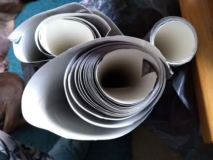 Photo of free Black/grey brick effect wallpaper (Newent GL18) #2