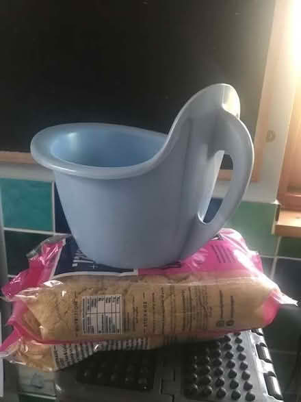 Photo of free 1950's child's potty (Woodley RG5) #1