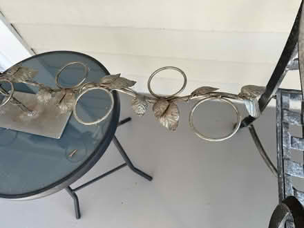 Photo of free Long, low decorative holder (Downtown Mountain View) #3