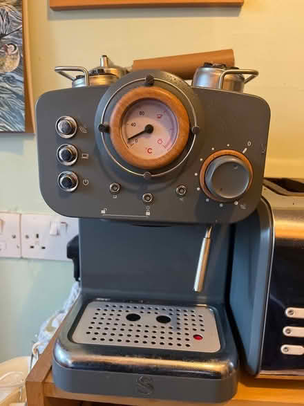 Photo of free Swan coffee maker (Cowley OX4) #1