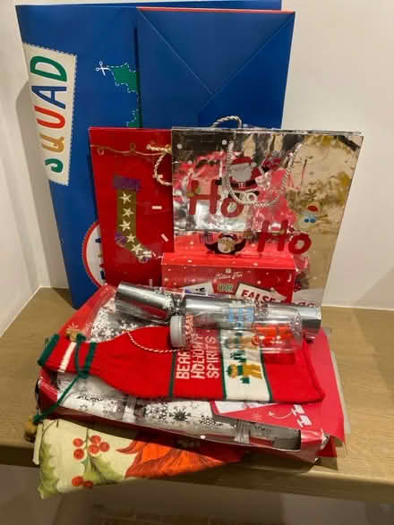 Photo of free Xmas stuff (St Albans AL3) #1