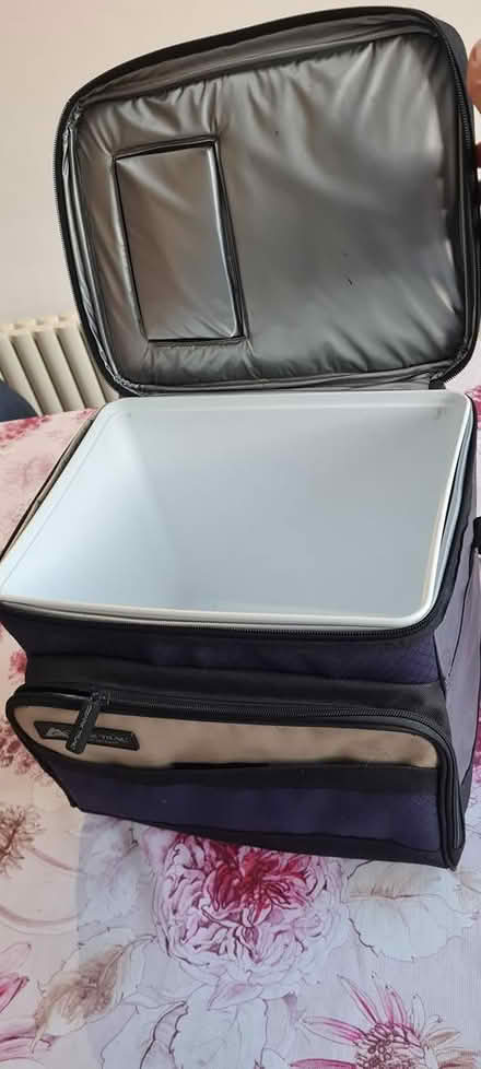 Photo of free Cool box W7 (W7) #1