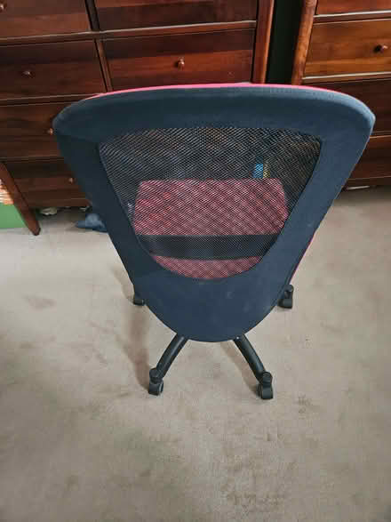 Photo of free Office chair (Wandsworth Common SW11) #3