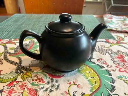 Photo of free Small teapot (Rainier Valley/Brighton) #1