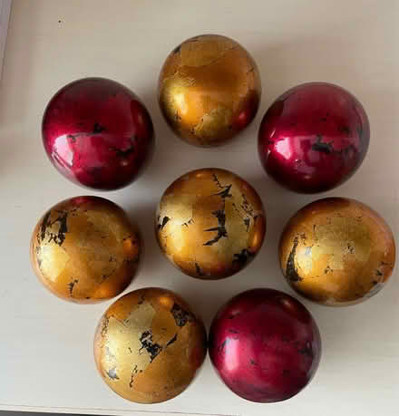 Photo of free Decorative balls (Fernhill BL9) #2