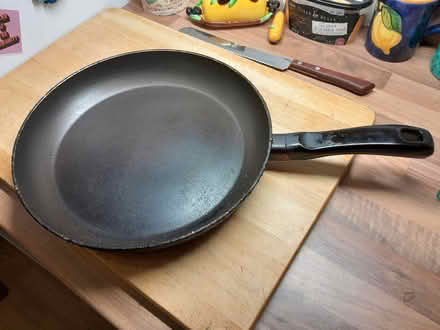 Photo of free 28cm non stick, Tefal frying pan (Chelmsford CM2) #1