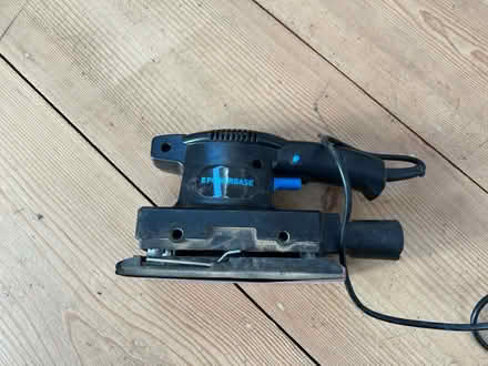 Photo of free 135w 1/3 sheet sander (Florence Park OX4) #2