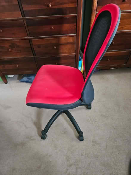 Photo of free Office chair (Wandsworth Common SW11) #2