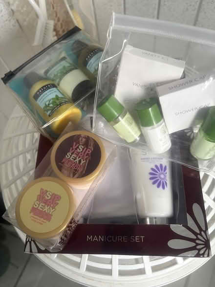 Photo of free Toiletry sets (Rubery B45) #1