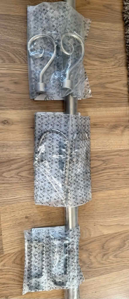 Photo of free brushed steel silver curtain pole (Collier row romford. RM5) #3