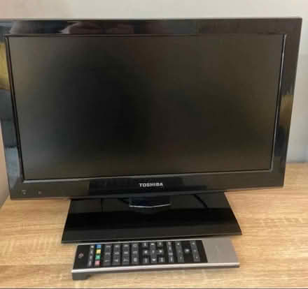 Photo of Tv preferably with built in DTV (GL2) #1