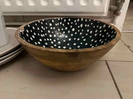 Photo of free bowl, plates and cups (Guildford GU2) #1