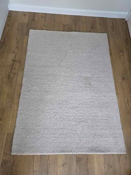 Photo of free Cream / stone rug: 120cm x 170cm (Moortown LS17) #1