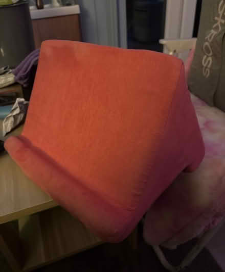 Photo of free Pink ipad holder (Brierlow Bar SK17) #1