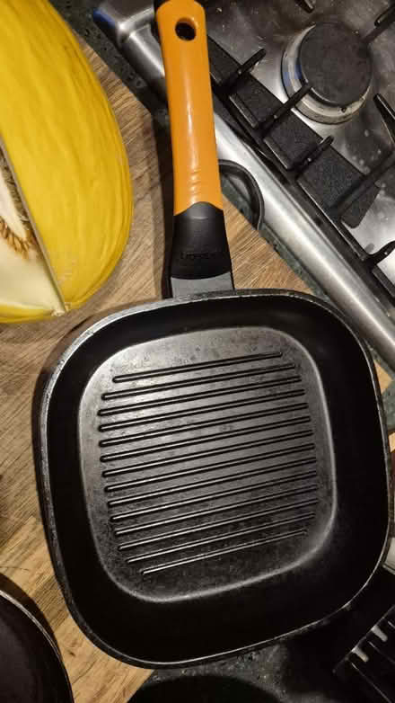 Photo of free griddle pan (Bethnal Green E1) #1