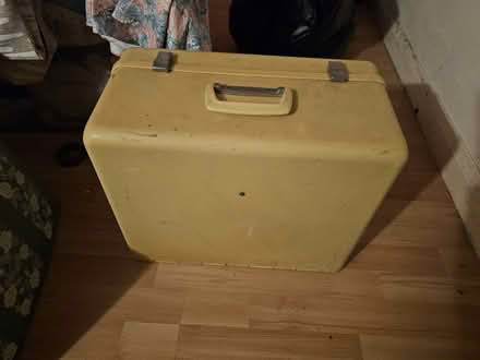 Photo of free vintage Capris sewing machine (Armley LS12) #1