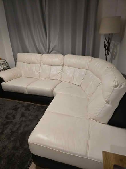 Photo of free Sofa (De21) #4