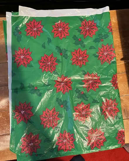 Photo of free Plastic tablecloth (BT6) #2