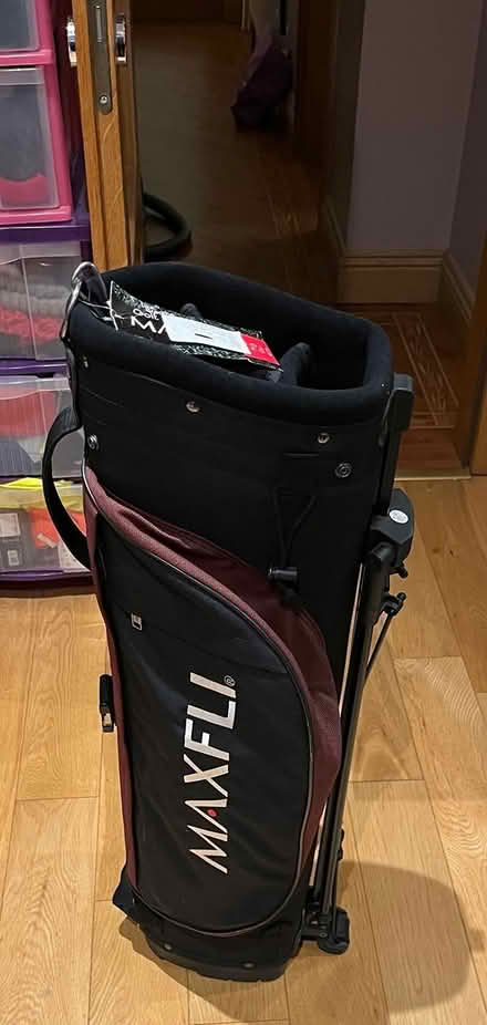 Photo of free Small golf bag (Artane, Dublin 5) #2