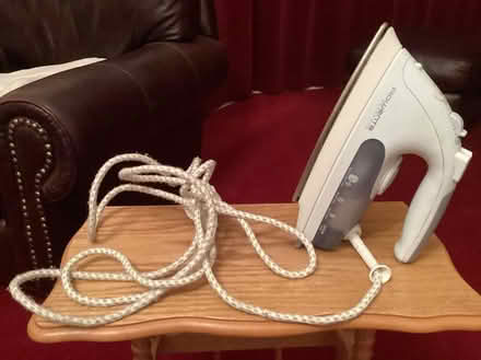 Photo of free Electric iron (Newhaven EH6) #1